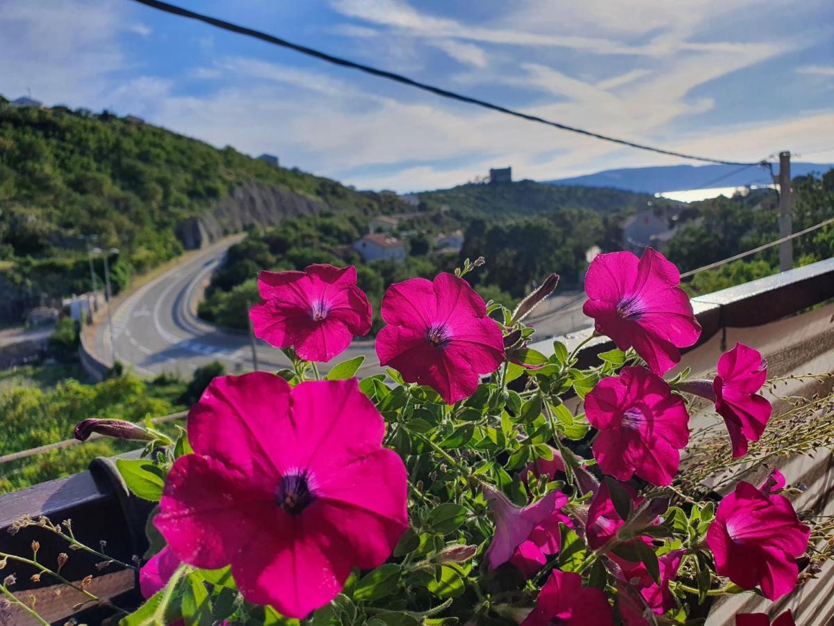 Apartman Bake Milke Senj  Bagian luar foto